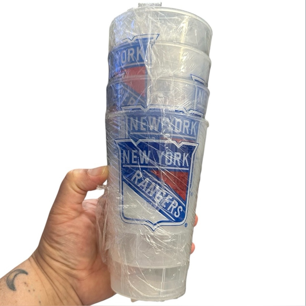 Set of Four Whirley NHL New York Rangers Plastic Tumbler Cups